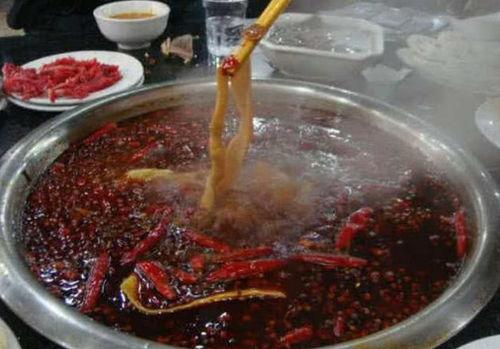 火锅店吃瓜惊艳视频,太治愈了！