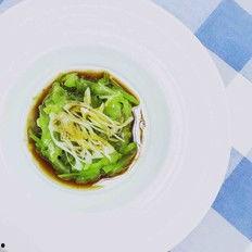 白瓜蘸什么吃最好呢视频,白瓜的最佳蘸料搭配揭秘