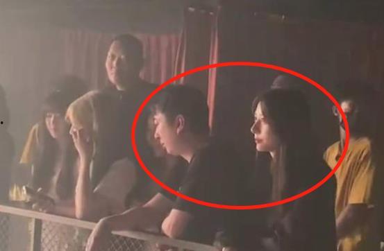 陇南网红女吃瓜是谁啊视频,揭秘背后真相